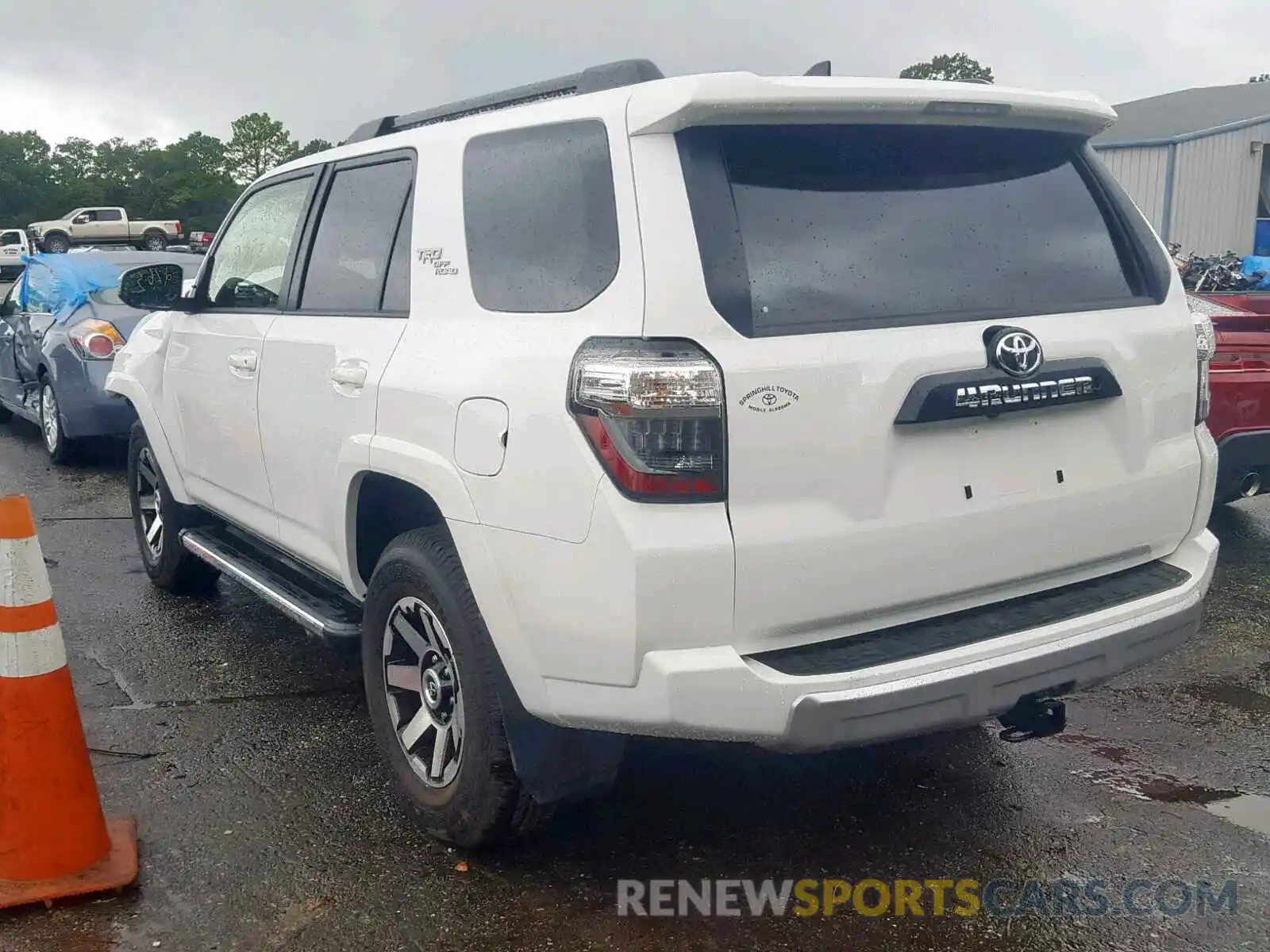 3 Photograph of a damaged car JTEBU5JR6K5714465 TOYOTA 4RUNNER SR 2019