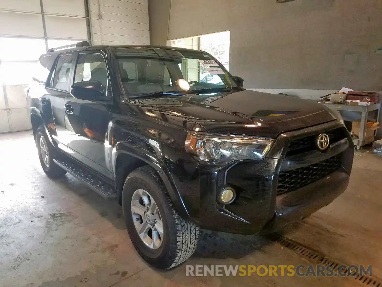 1 Photograph of a damaged car JTEBU5JR7K5645138 TOYOTA 4RUNNER SR 2019