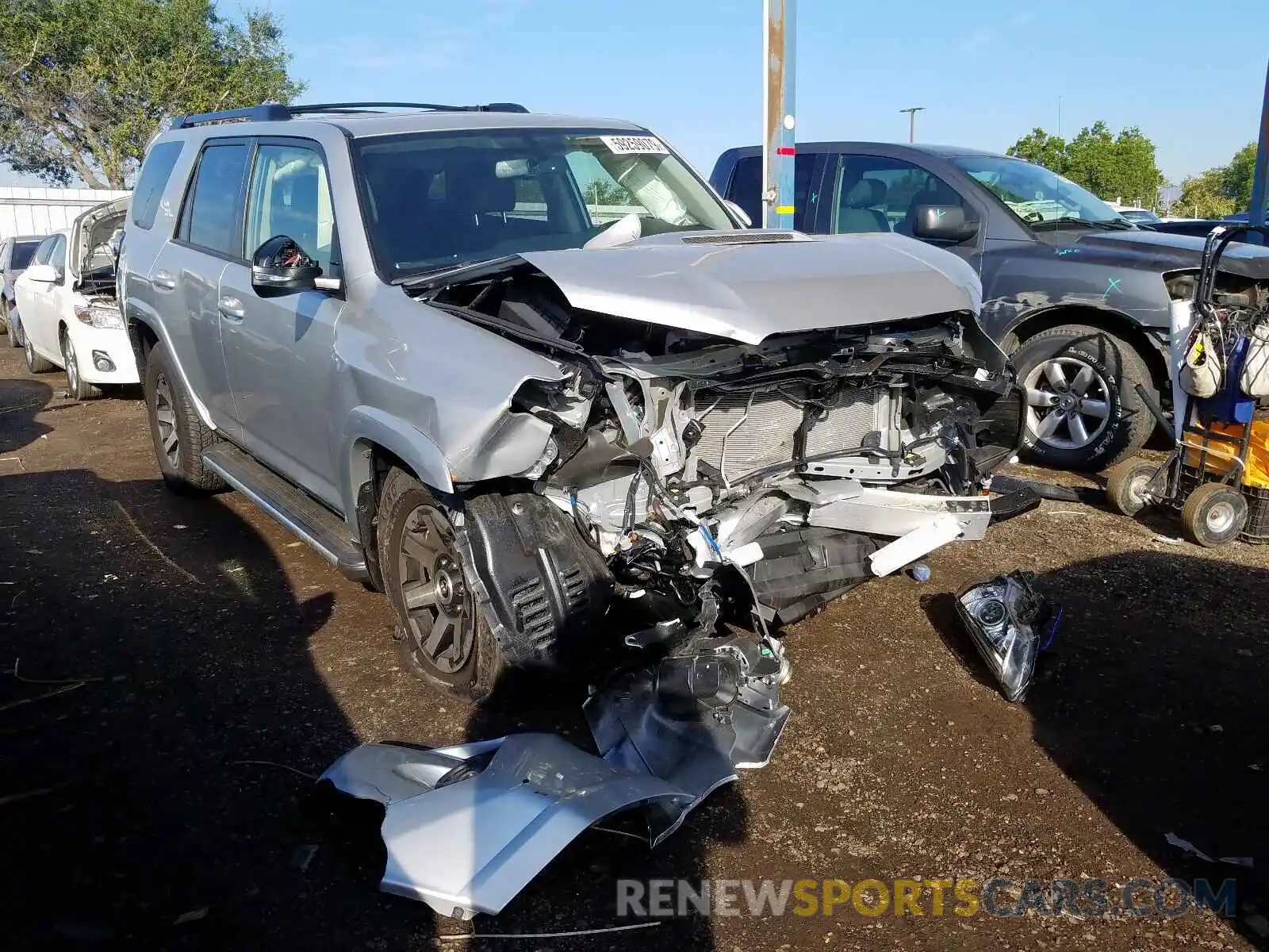 1 Photograph of a damaged car JTEBU5JR7K5701658 TOYOTA 4RUNNER SR 2019