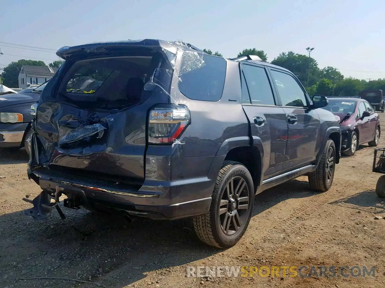 4 Фотография поврежденного автомобиля JTEBU5JR7K5702289 TOYOTA 4RUNNER SR 2019