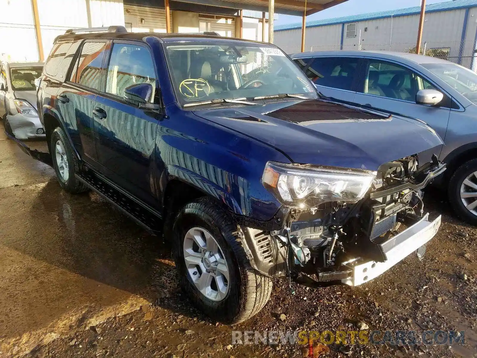 1 Фотография поврежденного автомобиля JTEBU5JR8K5717108 TOYOTA 4RUNNER SR 2019