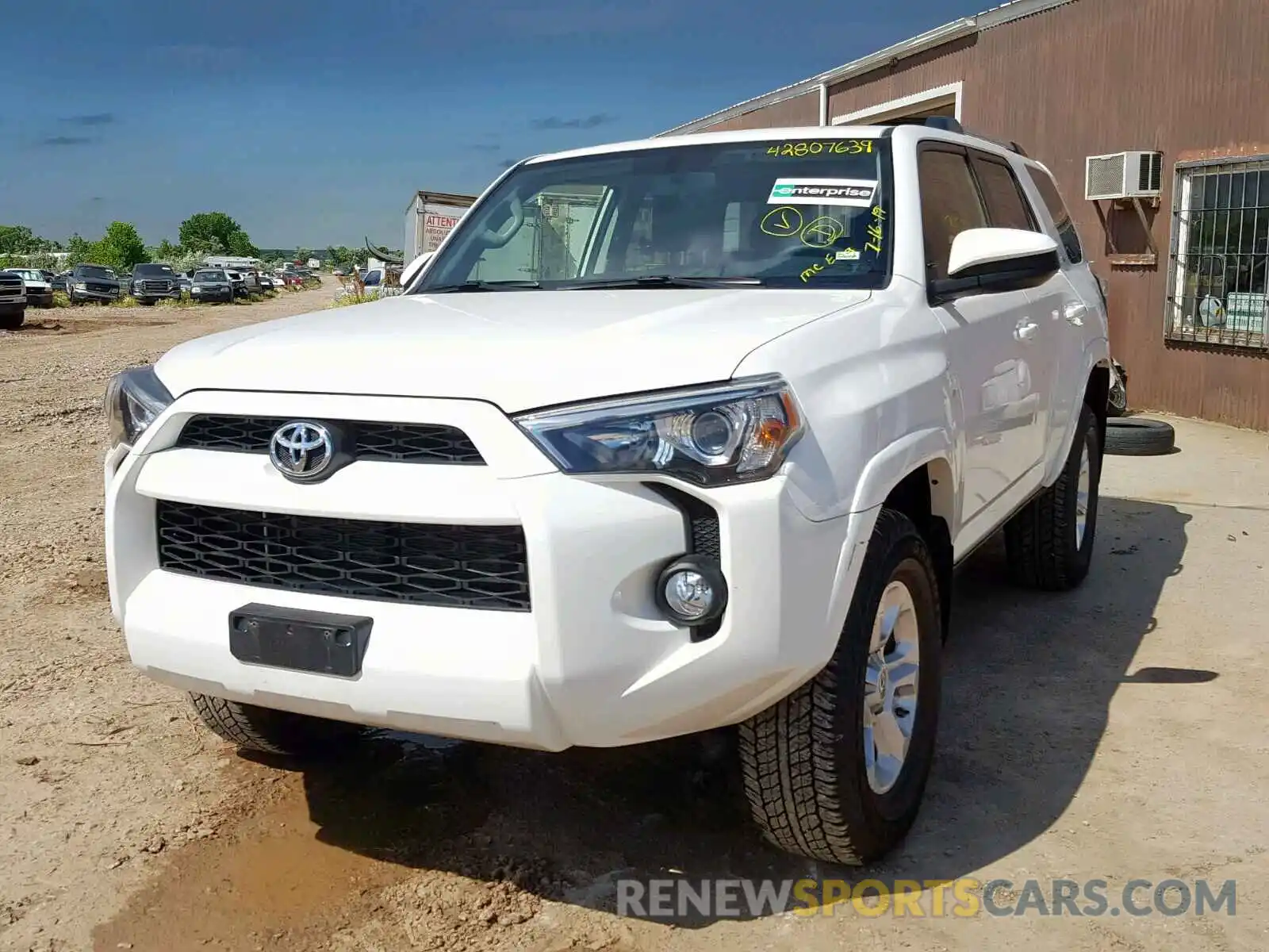 2 Photograph of a damaged car JTEBU5JR9K5661700 TOYOTA 4RUNNER SR 2019