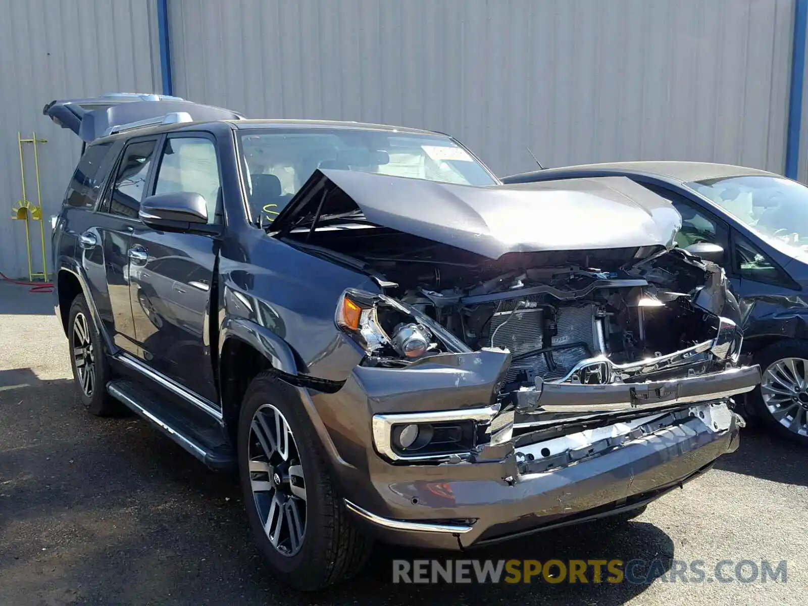 1 Photograph of a damaged car JTEBU5JRXK5614546 TOYOTA 4RUNNER SR 2019