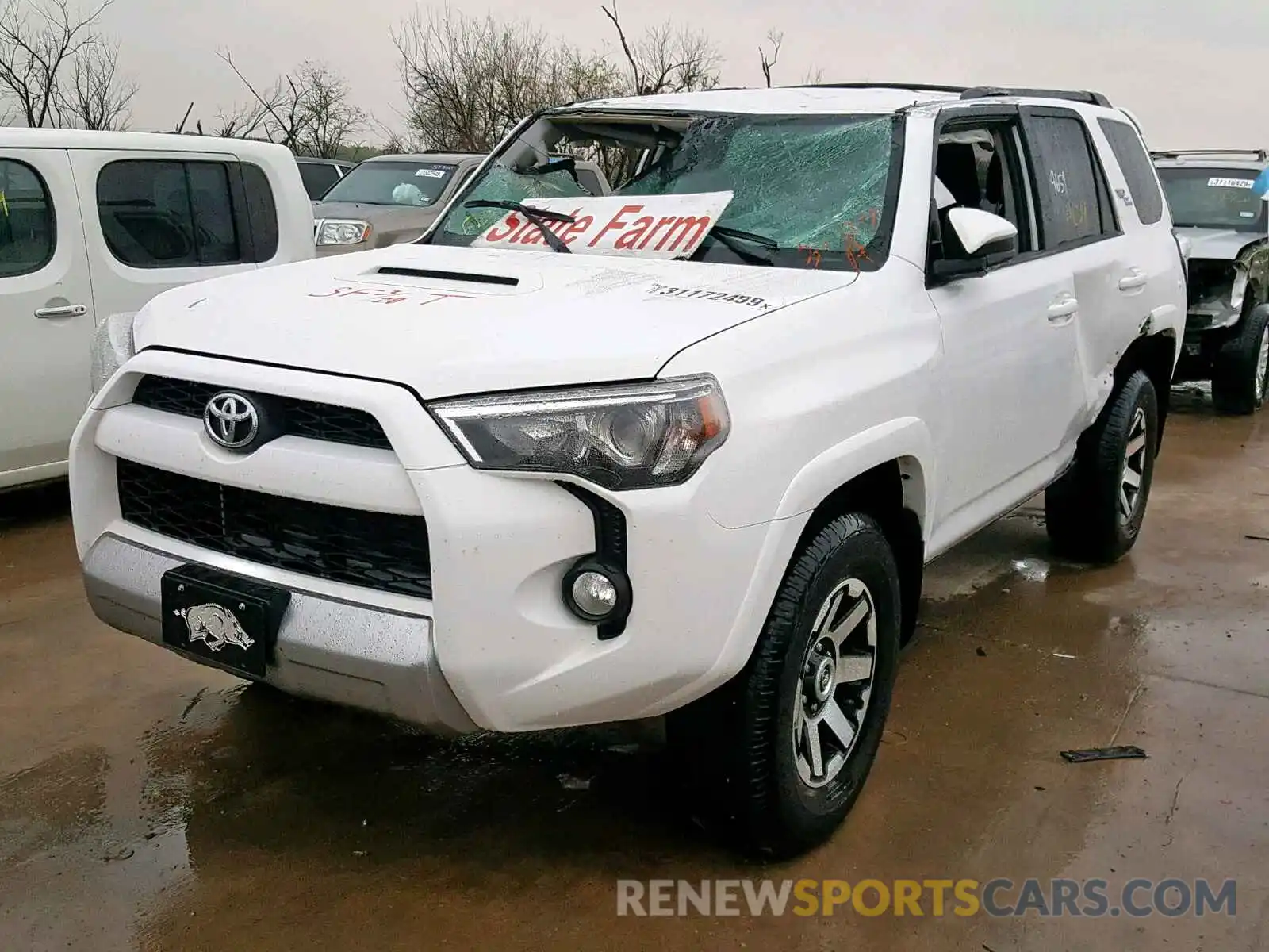 2 Photograph of a damaged car JTEBU5JRXK5643870 TOYOTA 4RUNNER SR 2019