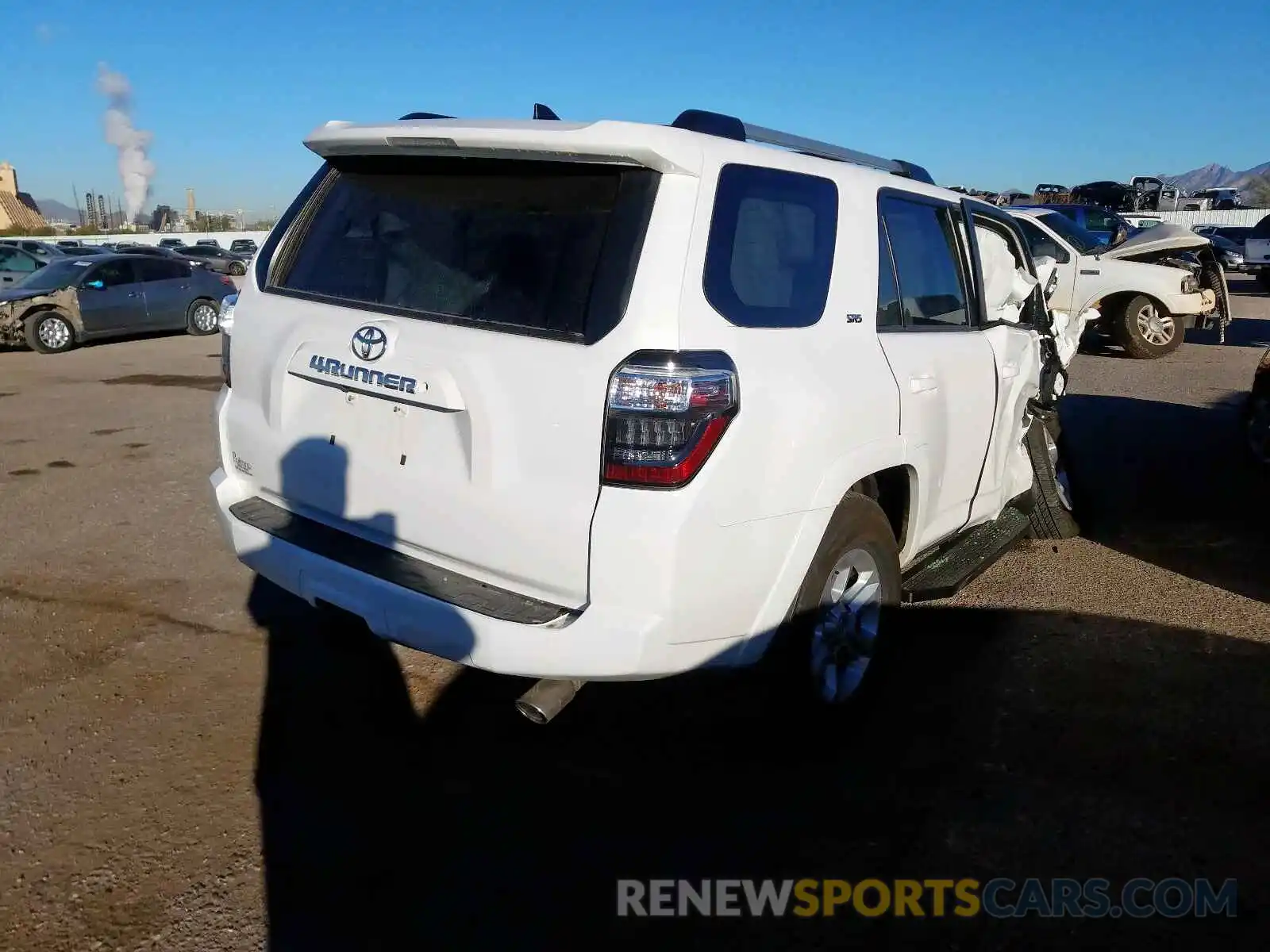 4 Photograph of a damaged car JTEBU5JRXK5654481 TOYOTA 4RUNNER SR 2019