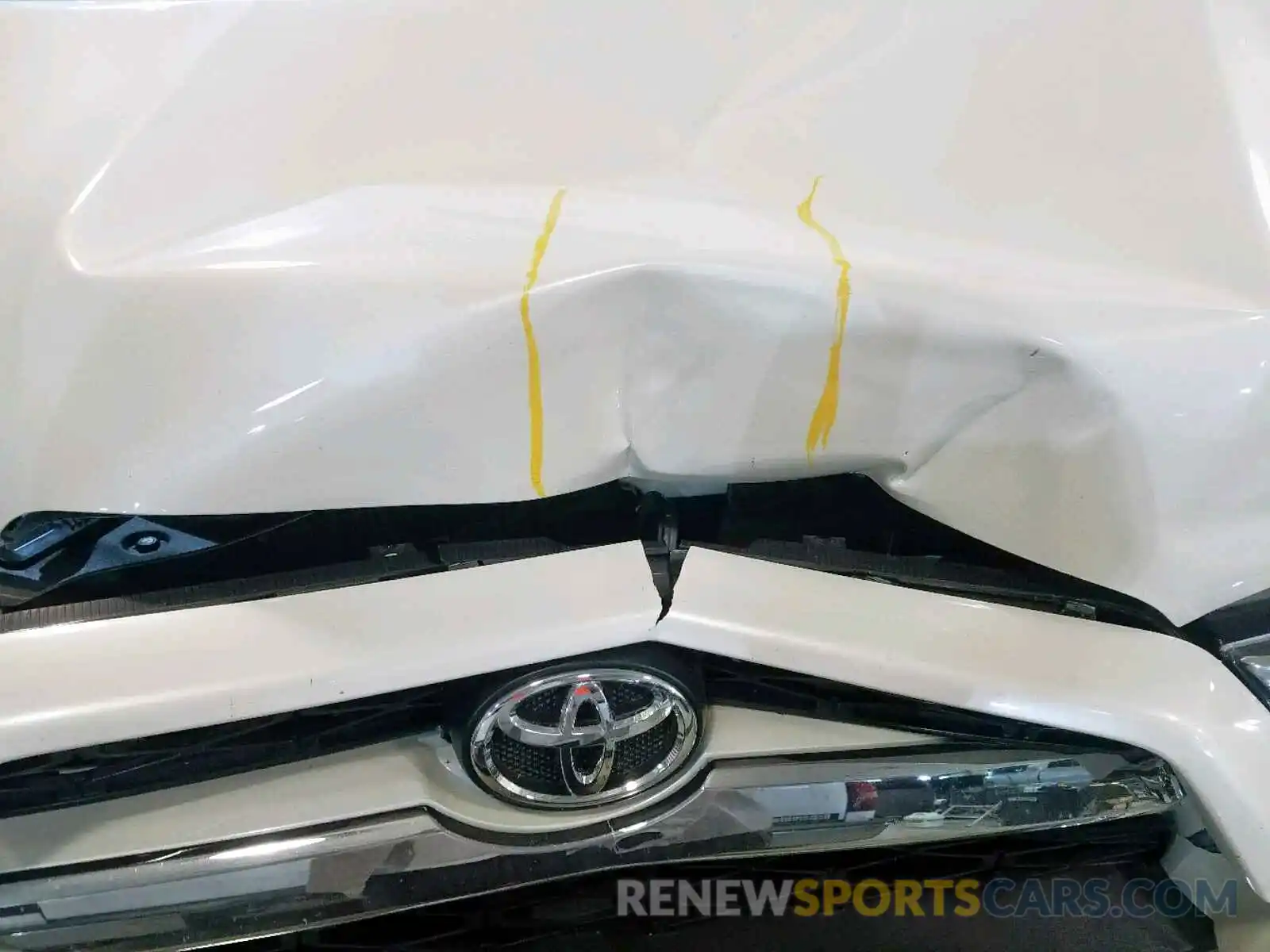 7 Photograph of a damaged car JTEBU5JRXK5713626 TOYOTA 4RUNNER SR 2019