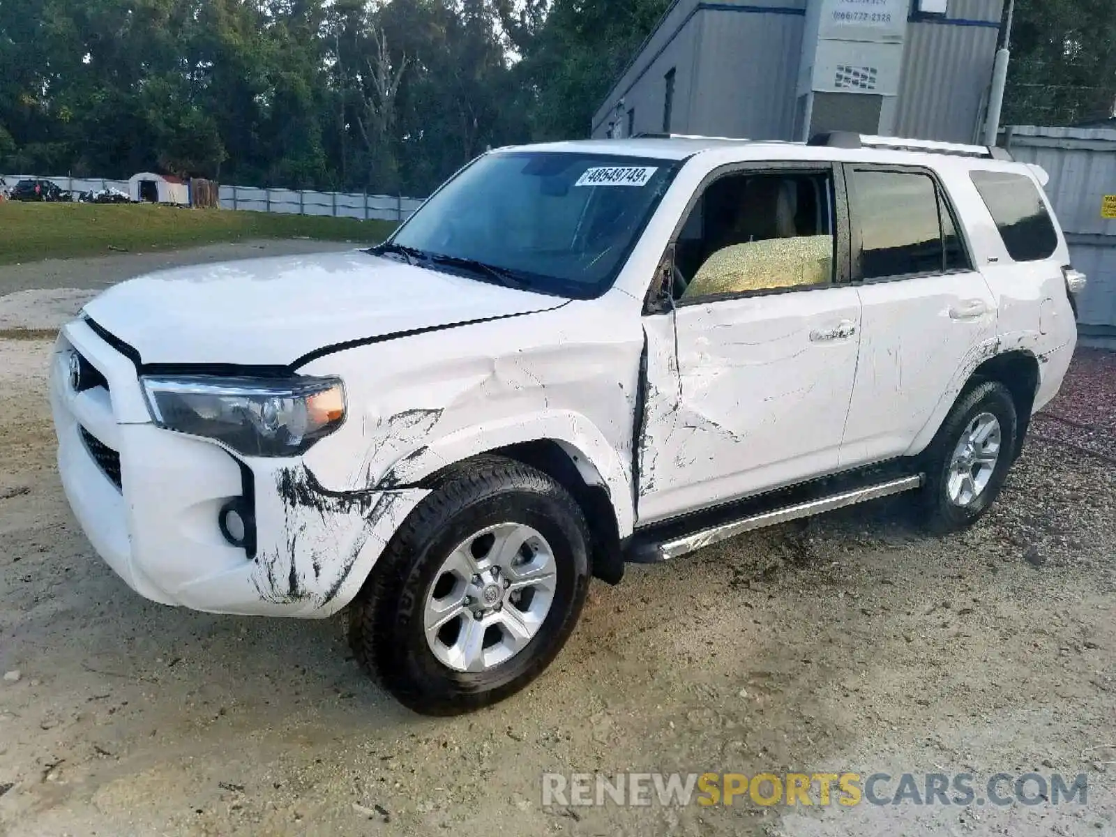 2 Photograph of a damaged car JTEZU5JR0K5206393 TOYOTA 4RUNNER SR 2019