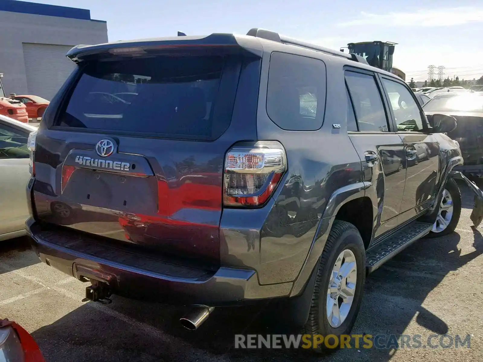 4 Фотография поврежденного автомобиля JTEZU5JR6K5205958 TOYOTA 4RUNNER SR 2019