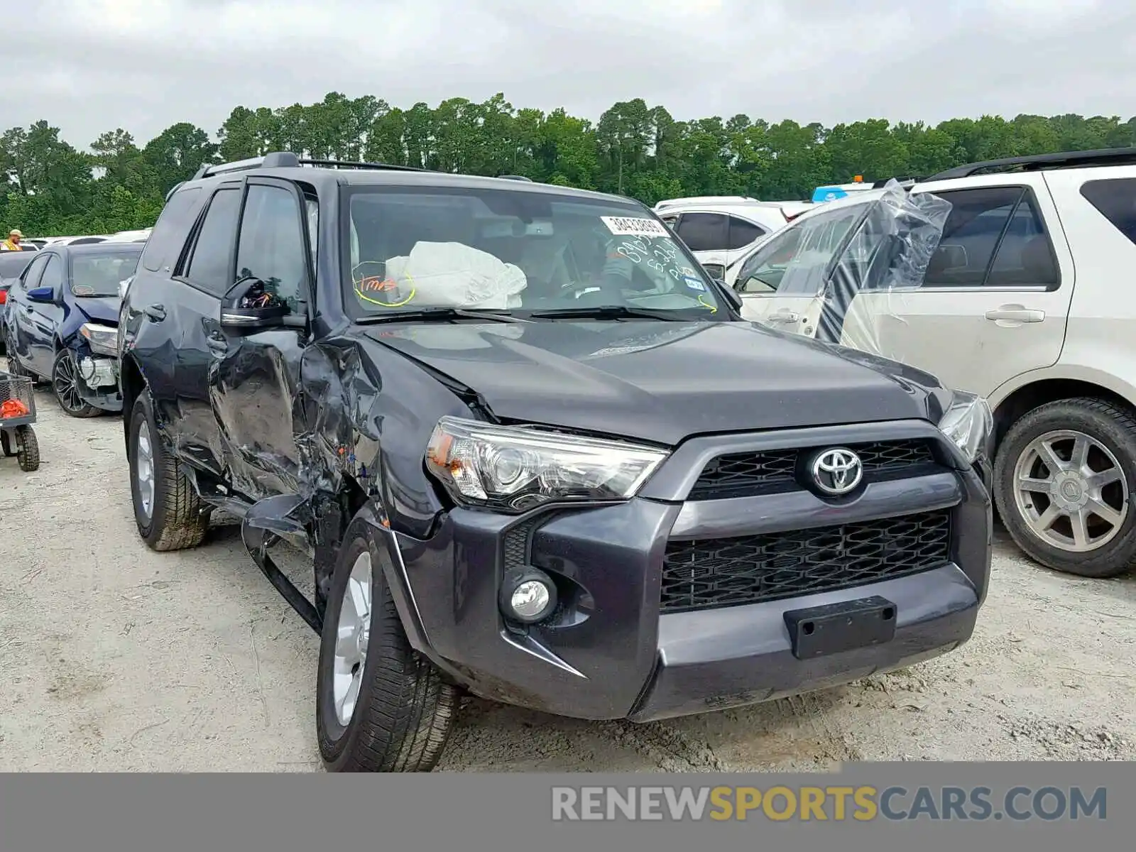 1 Photograph of a damaged car JTEZU5JR7K5203944 TOYOTA 4RUNNER SR 2019