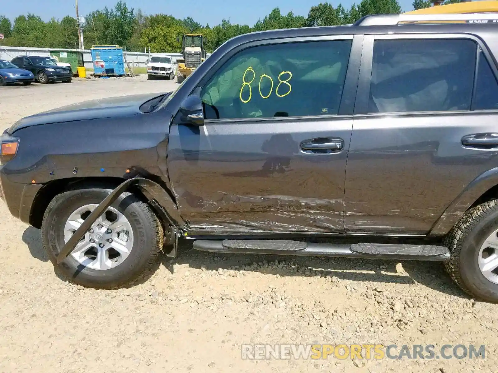 9 Photograph of a damaged car JTEZU5JR9K5208403 TOYOTA 4RUNNER SR 2019