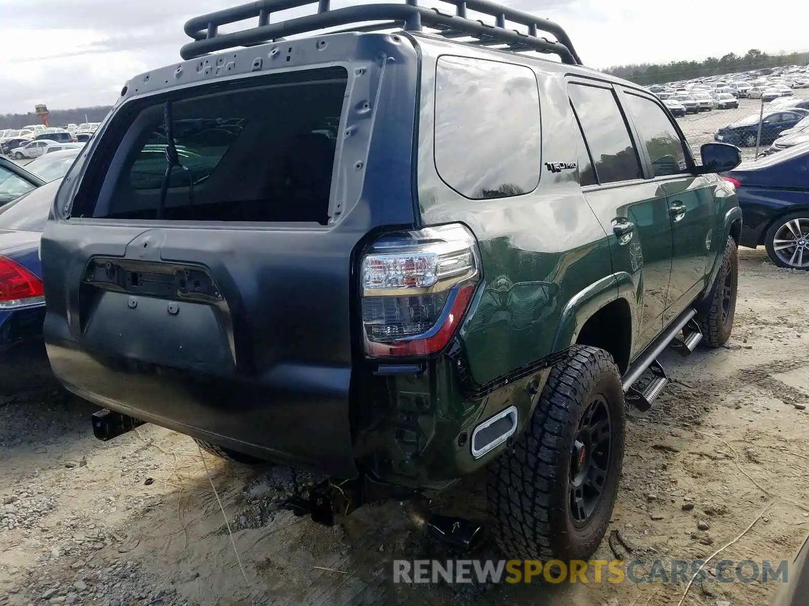 4 Фотография поврежденного автомобиля JTEBU5JR5L5739357 TOYOTA 4RUNNER SR 2020