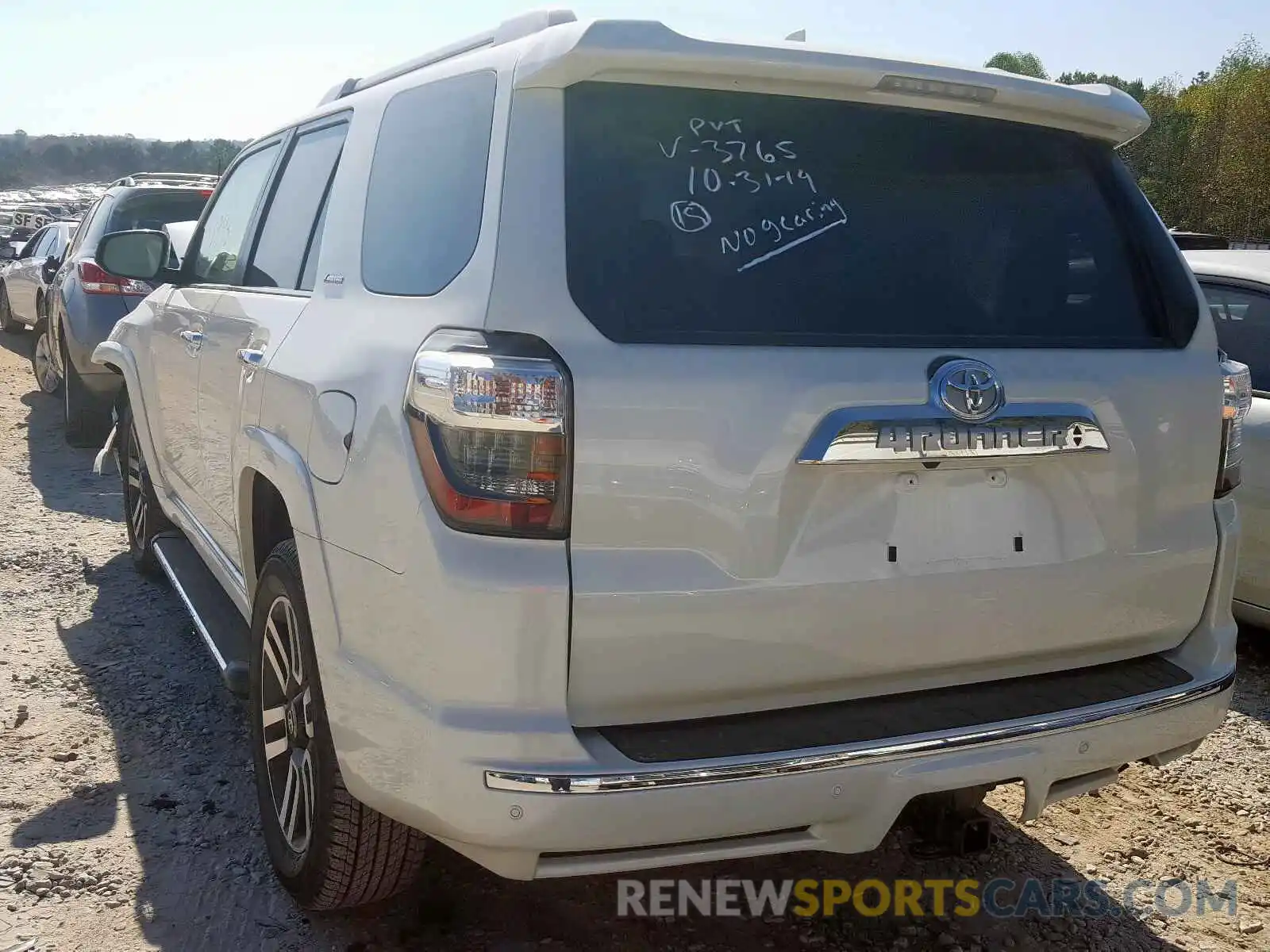 3 Photograph of a damaged car JTEZU5JR0L5213765 TOYOTA 4RUNNER SR 2020