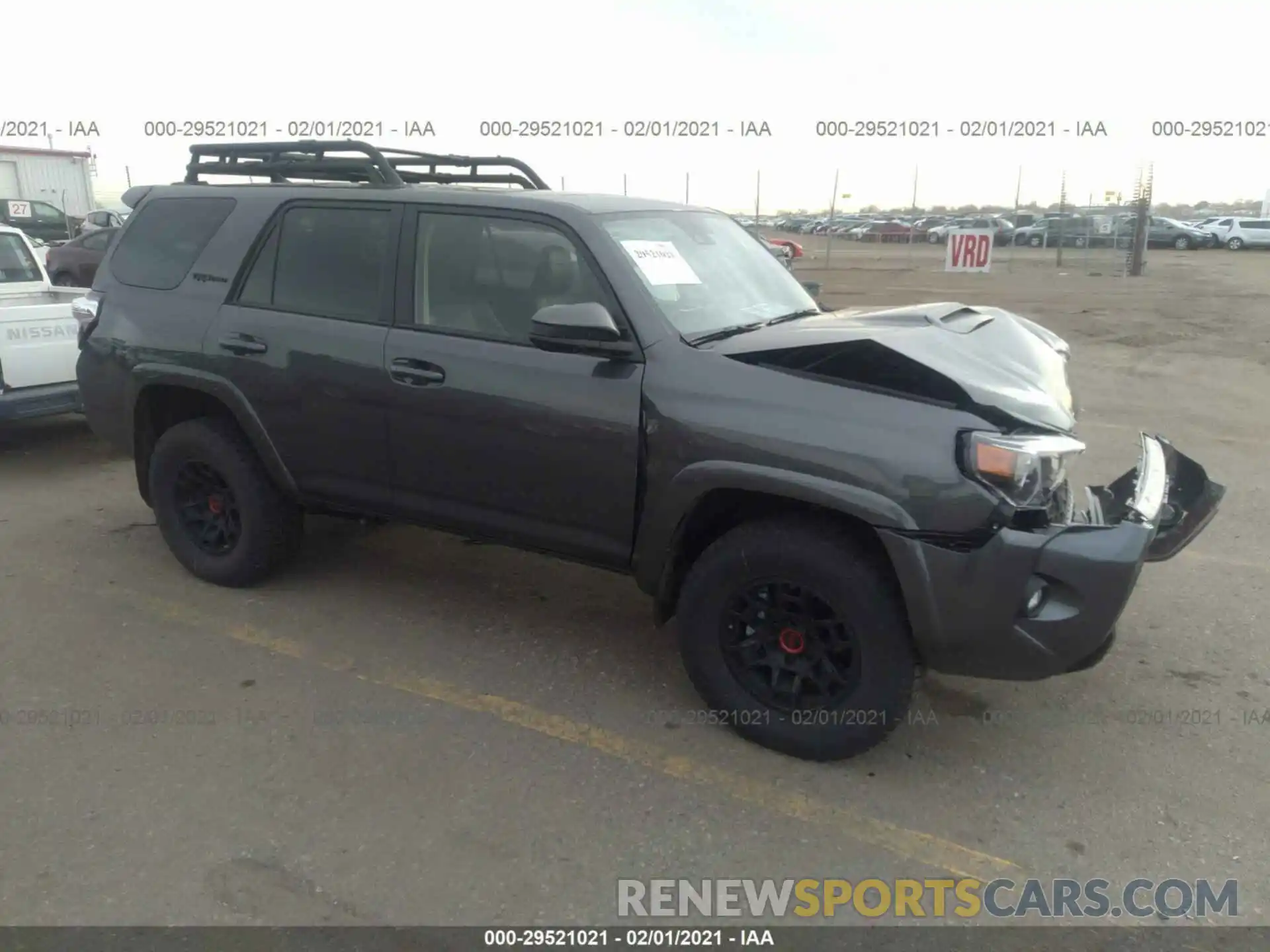 1 Фотография поврежденного автомобиля 00000000000112233 TOYOTA 4RUNNER TRD PRO 2021