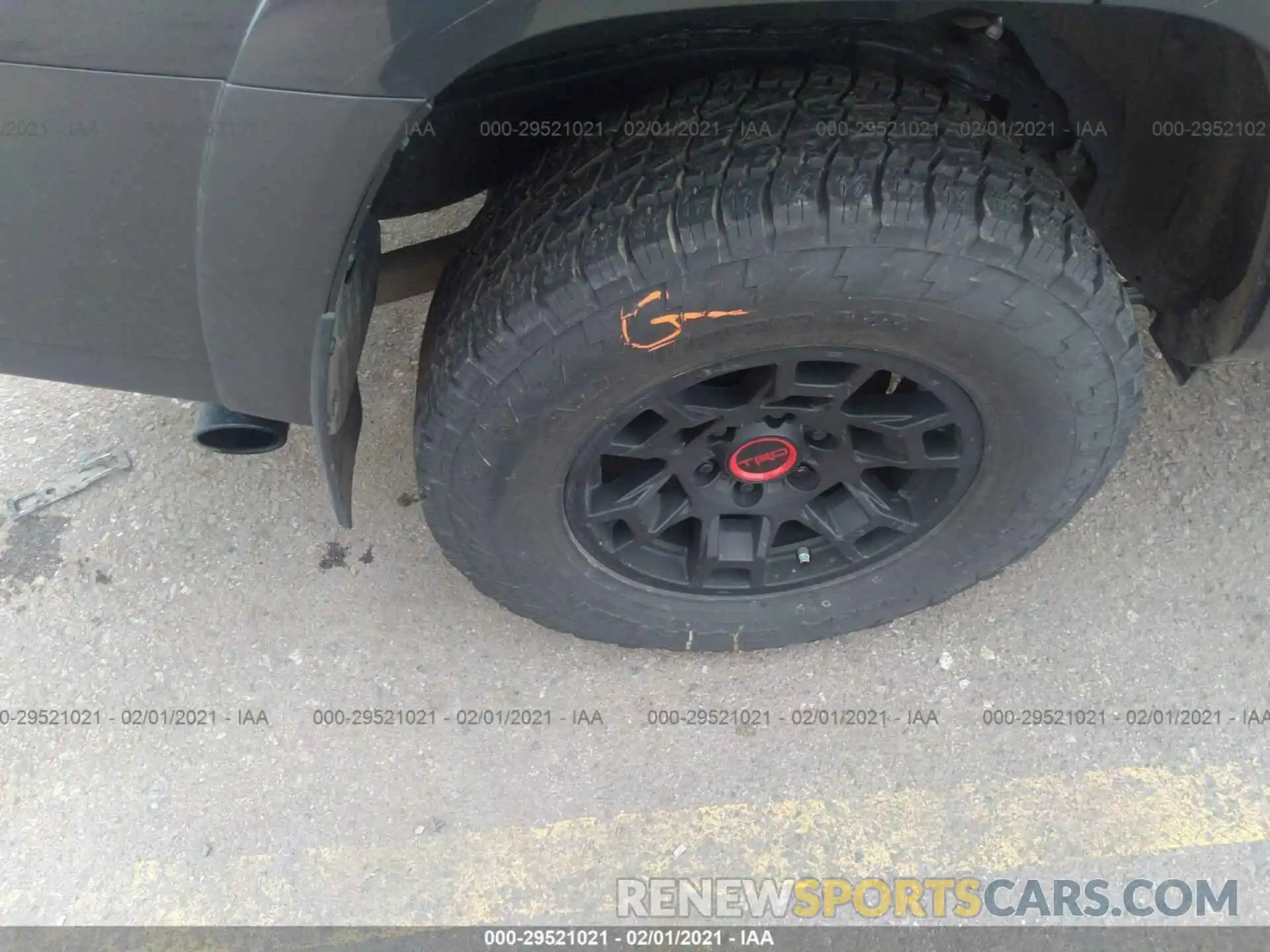 15 Photograph of a damaged car 00000000000112233 TOYOTA 4RUNNER TRD PRO 2021