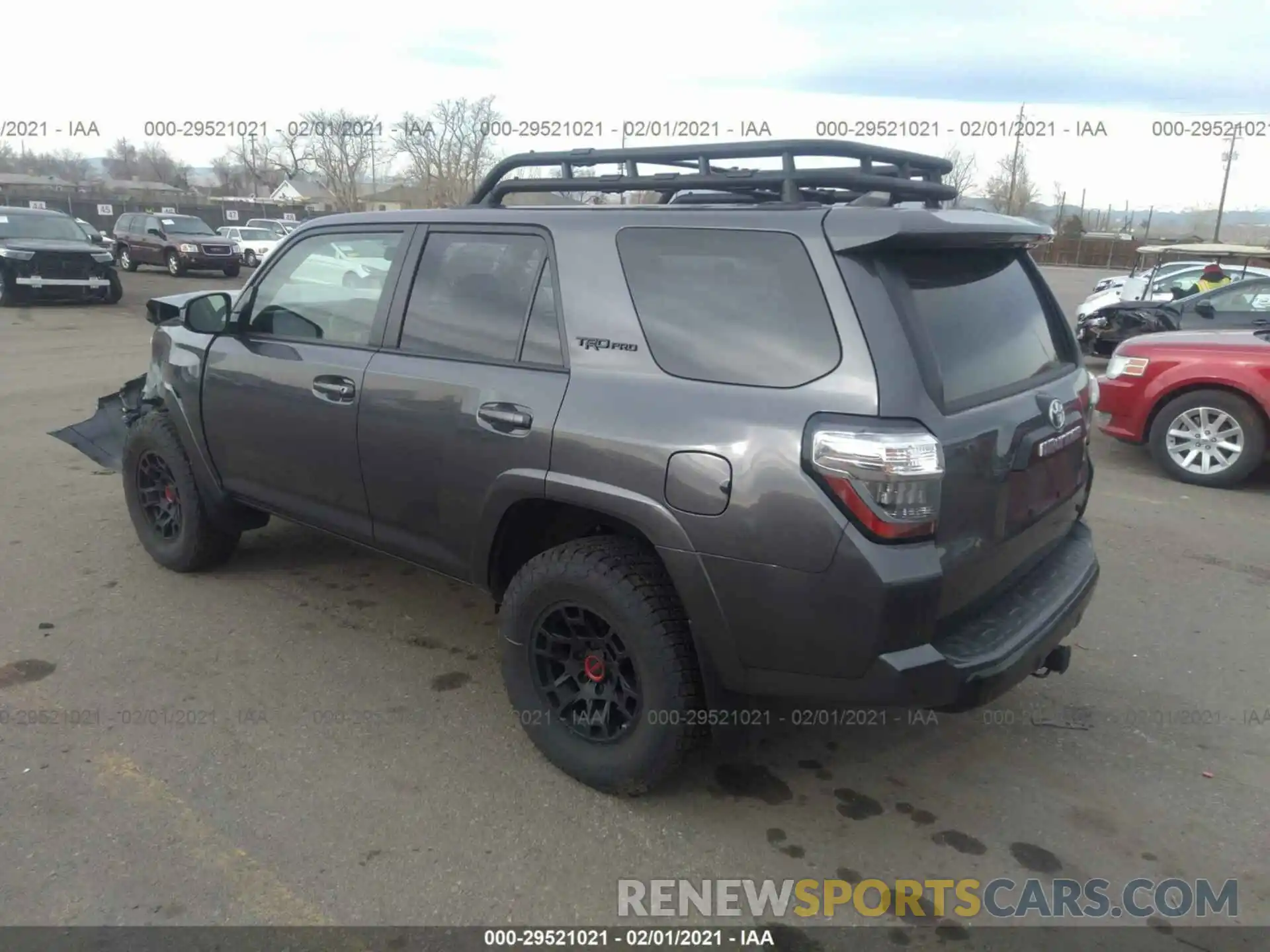 3 Фотография поврежденного автомобиля 00000000000112233 TOYOTA 4RUNNER TRD PRO 2021