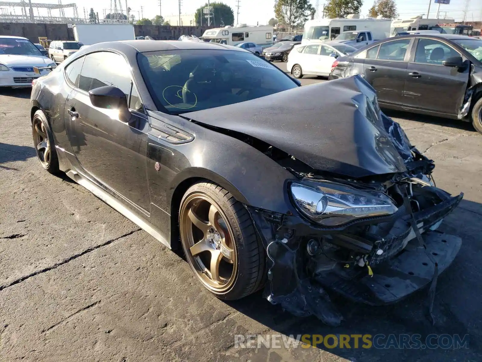 1 Photograph of a damaged car JF1ZNAA10K8701234 TOYOTA 86 2019