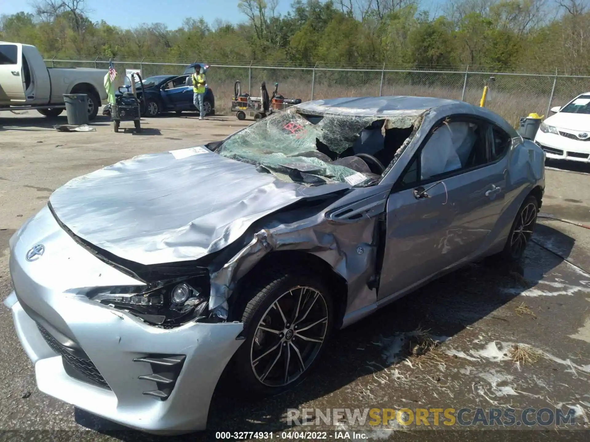 6 Photograph of a damaged car JF1ZNAA10K8702495 TOYOTA 86 2019