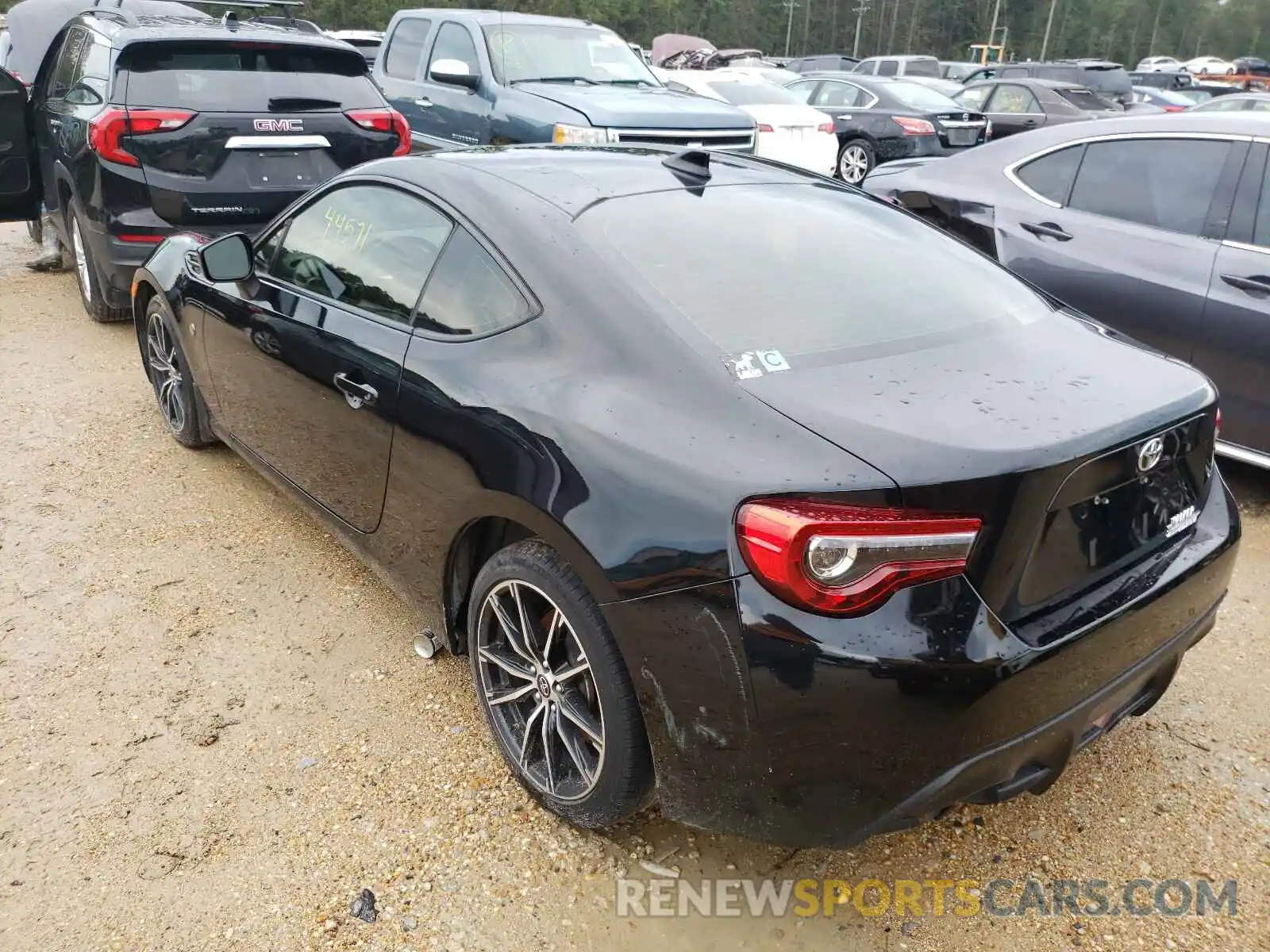 3 Photograph of a damaged car JF1ZNAA11K8701260 TOYOTA 86 2019