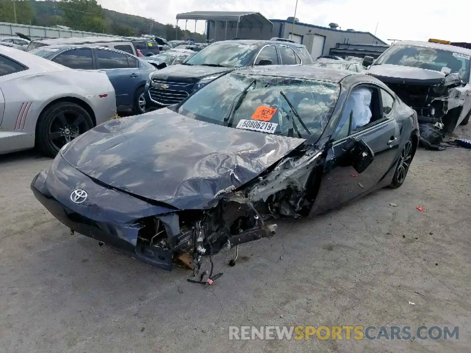 2 Photograph of a damaged car JF1ZNAA11K9702497 TOYOTA 86 2019