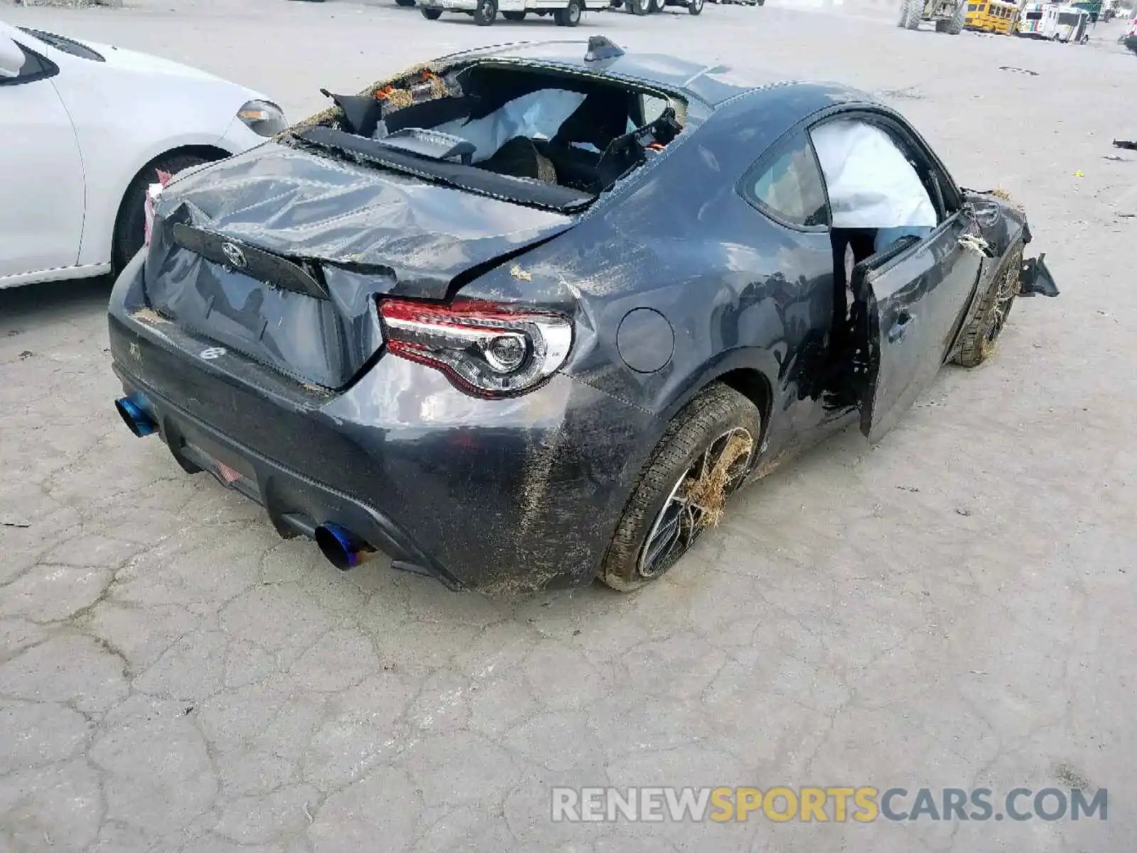 4 Photograph of a damaged car JF1ZNAA11K9702497 TOYOTA 86 2019