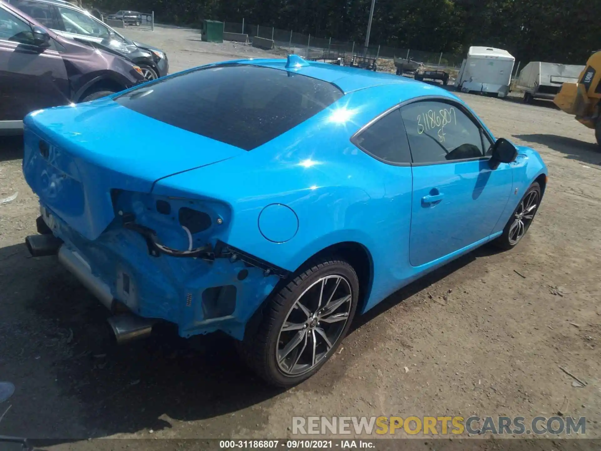 4 Photograph of a damaged car JF1ZNAA13K8703088 TOYOTA 86 2019