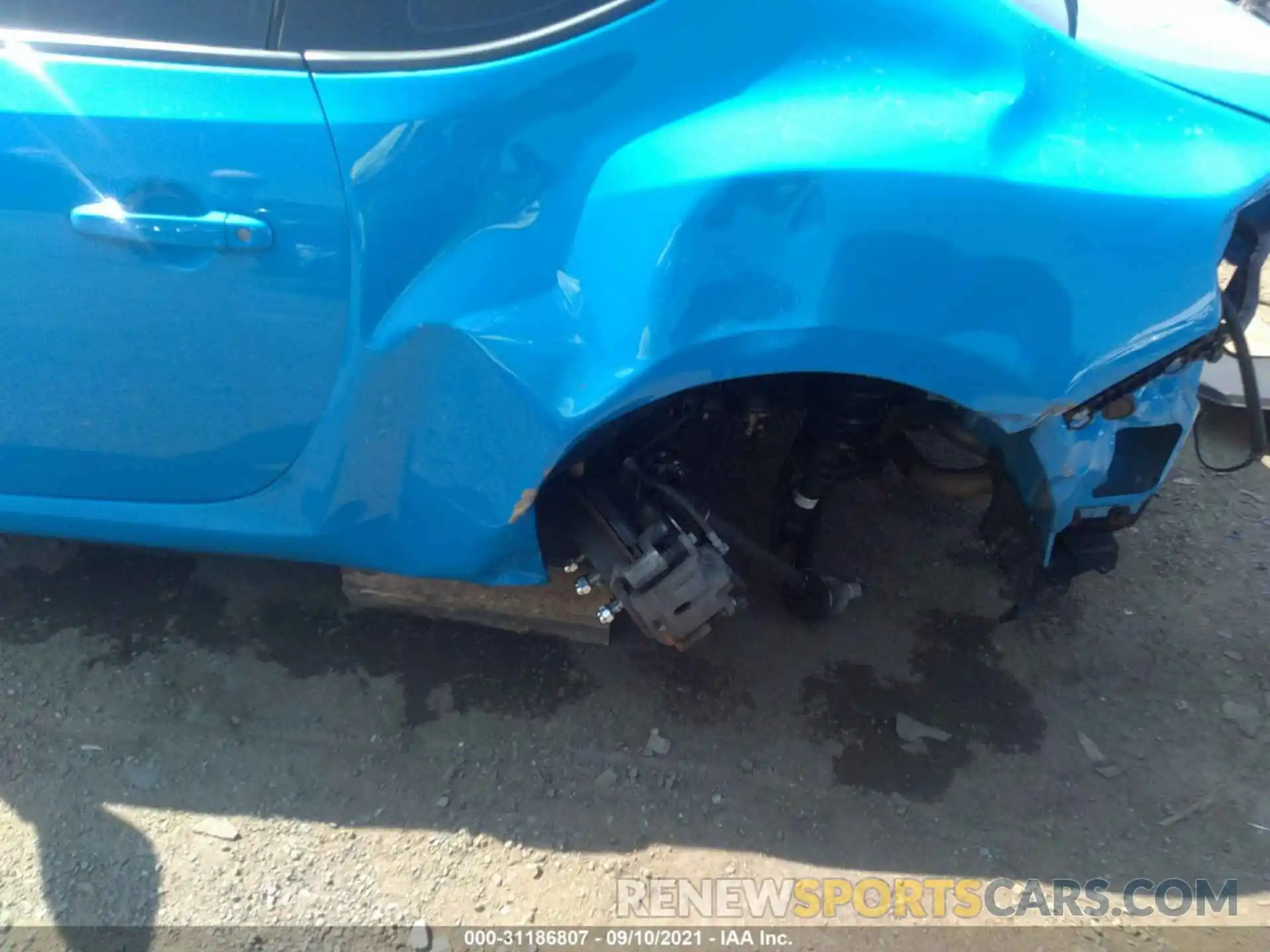 6 Photograph of a damaged car JF1ZNAA13K8703088 TOYOTA 86 2019