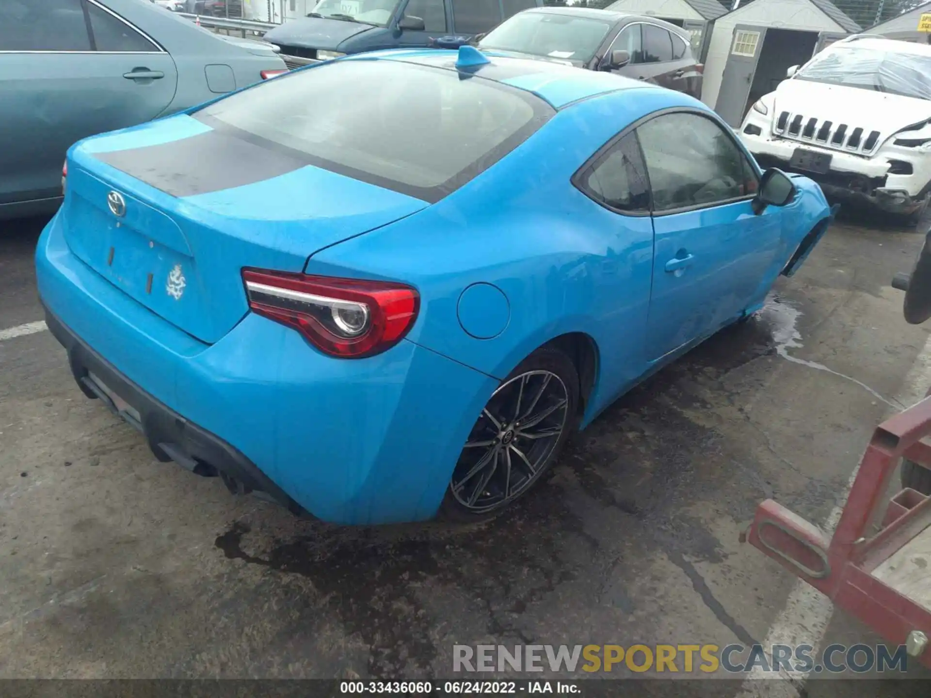 4 Фотография поврежденного автомобиля JF1ZNAA13K8703401 TOYOTA 86 2019