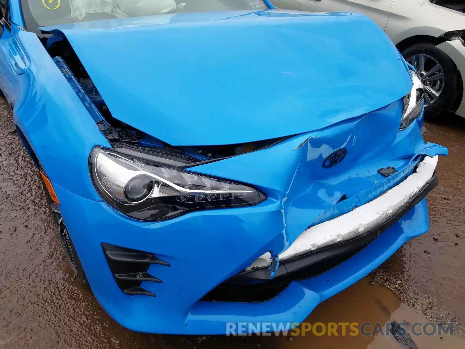 9 Photograph of a damaged car JF1ZNAA15K8702878 TOYOTA 86 2019