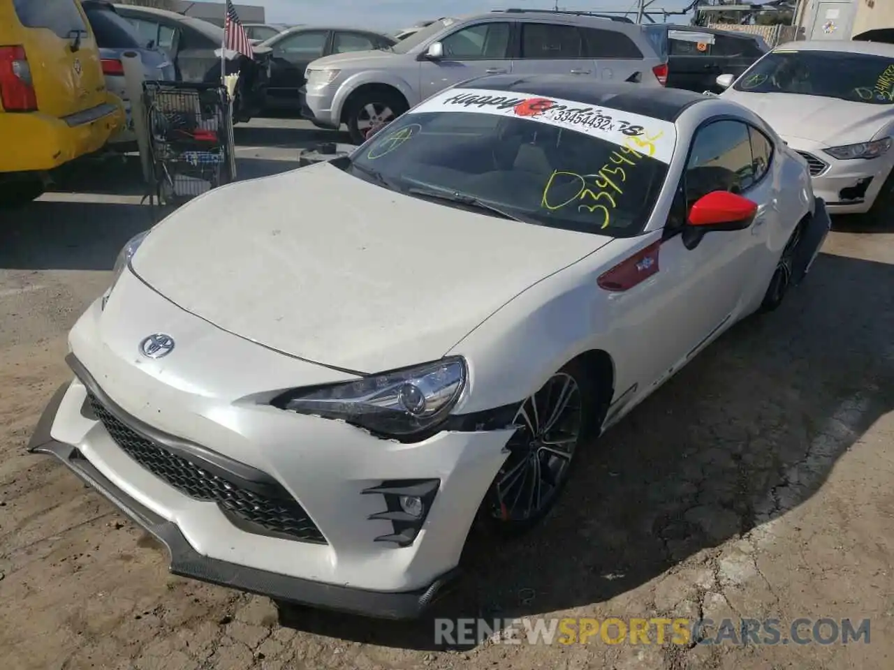 2 Фотография поврежденного автомобиля JF1ZNAA16K8703800 TOYOTA 86 2019