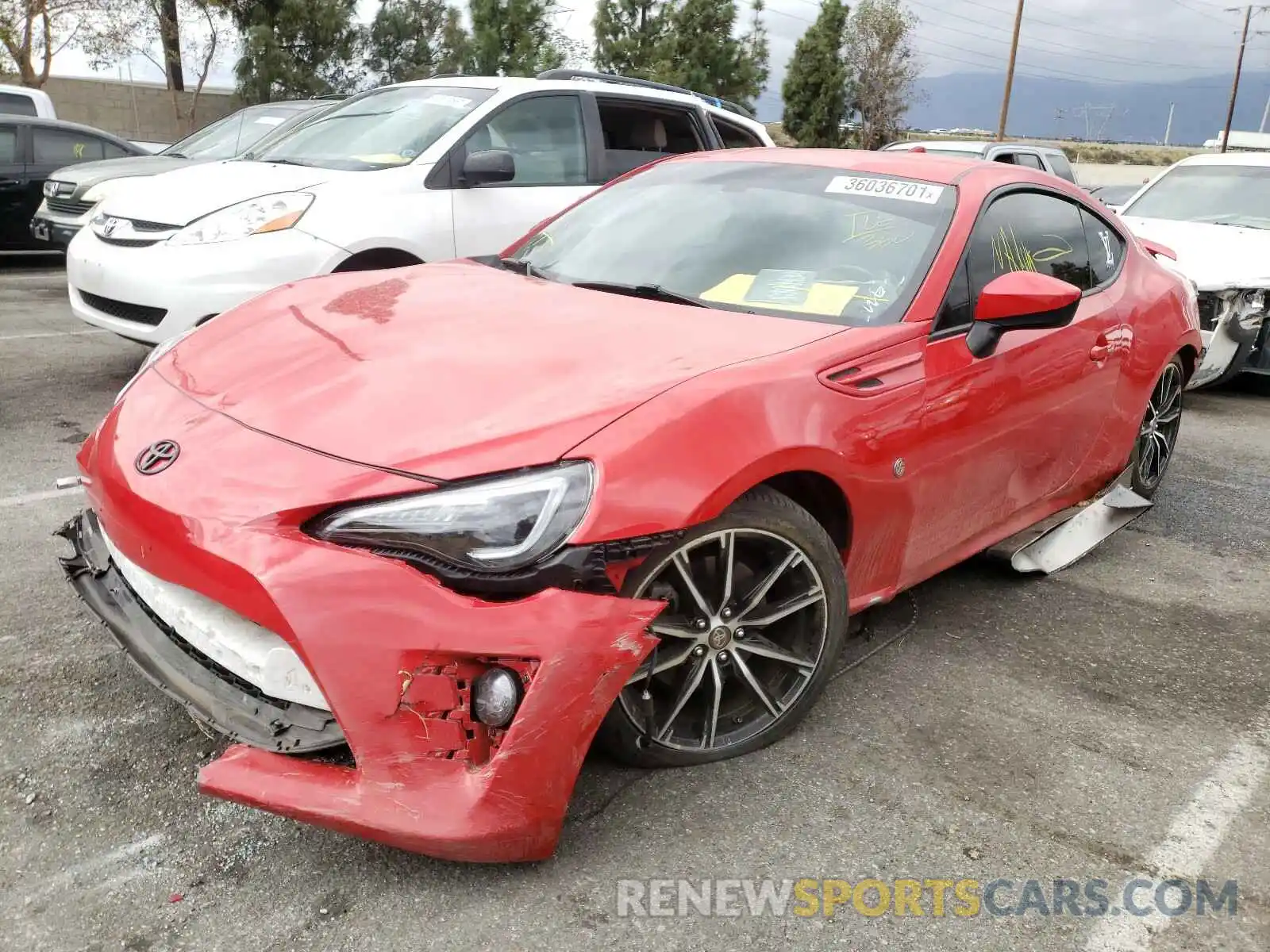 2 Фотография поврежденного автомобиля JF1ZNAA17K8700050 TOYOTA 86 2019