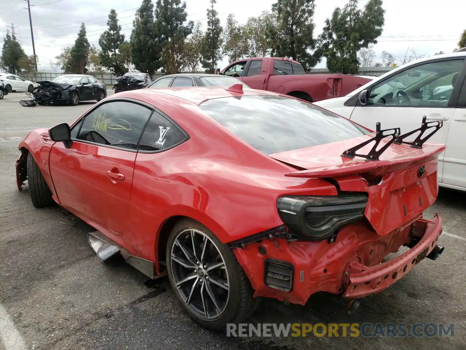 3 Photograph of a damaged car JF1ZNAA17K8700050 TOYOTA 86 2019