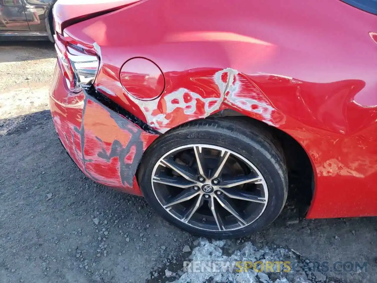 9 Photograph of a damaged car JF1ZNAA17K8700243 TOYOTA 86 2019