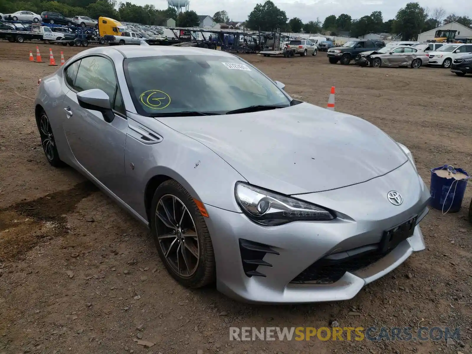 1 Photograph of a damaged car JF1ZNAA17K8704065 TOYOTA 86 2019