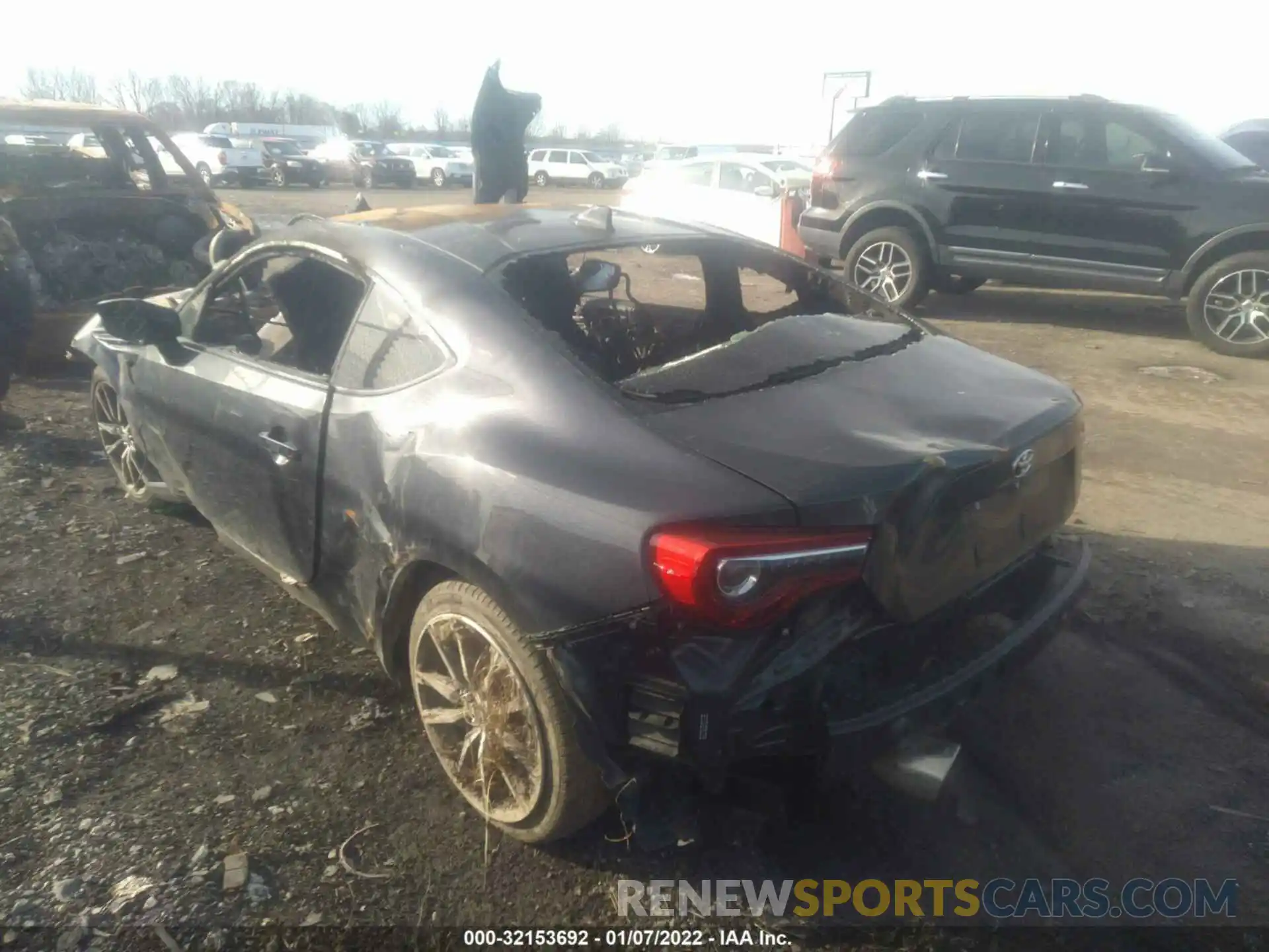 3 Photograph of a damaged car JF1ZNAA18K8700512 TOYOTA 86 2019