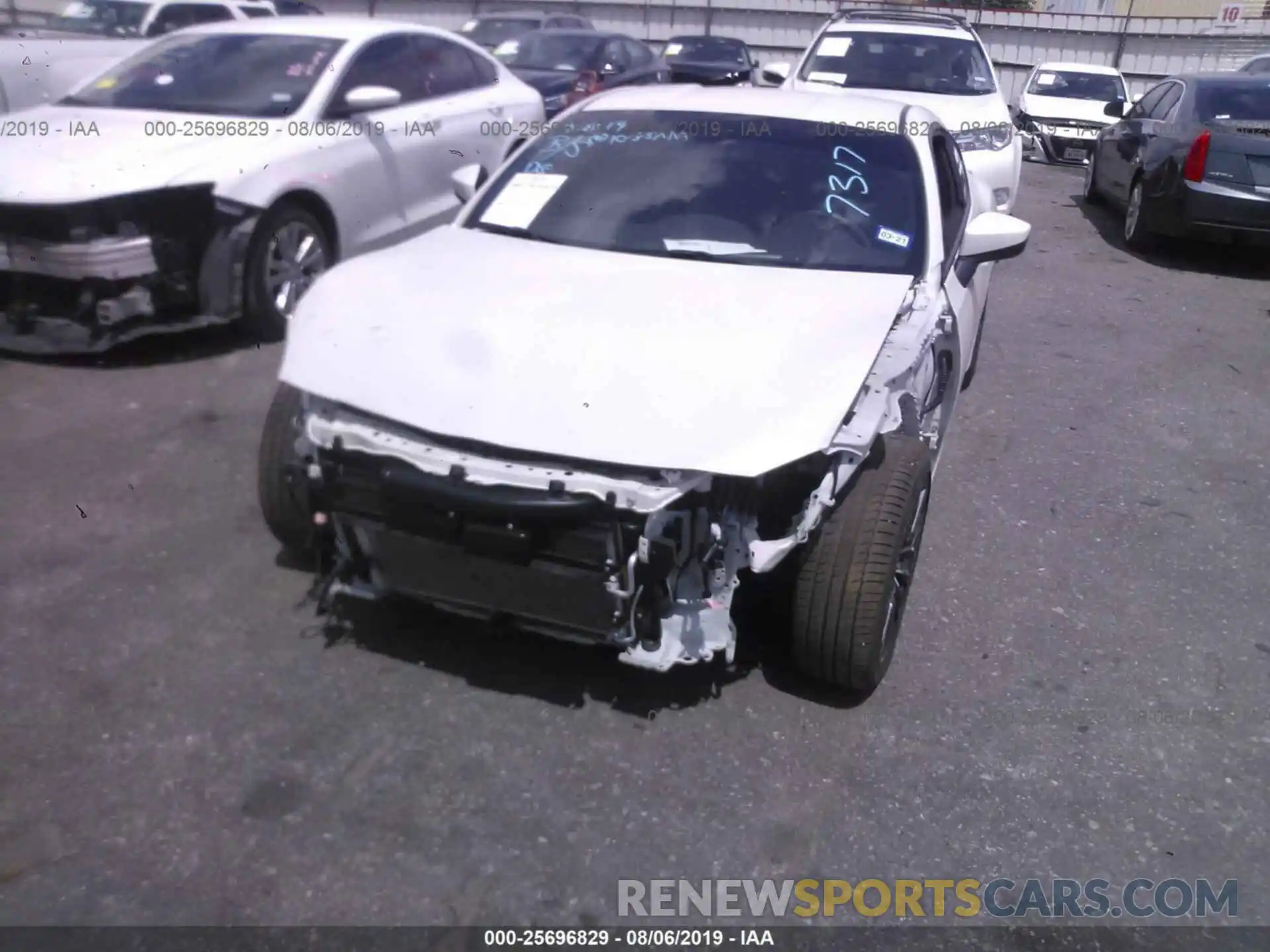 6 Photograph of a damaged car JF1ZNAA18K8700557 TOYOTA 86 2019