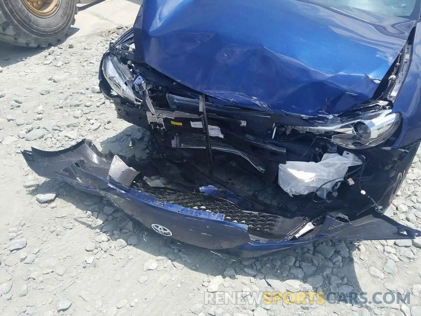 9 Photograph of a damaged car JF1ZNAA18K8702499 TOYOTA 86 2019