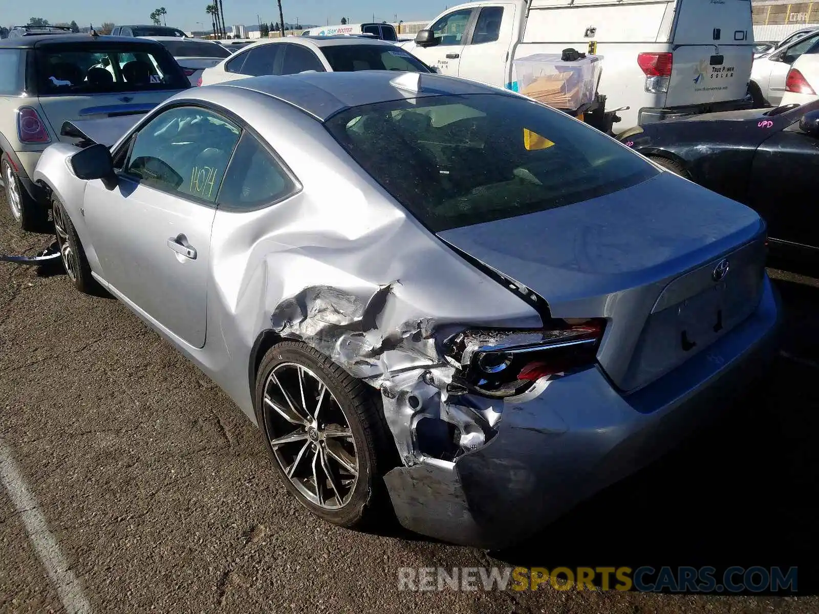 3 Photograph of a damaged car JF1ZNAA19K8700583 TOYOTA 86 2019