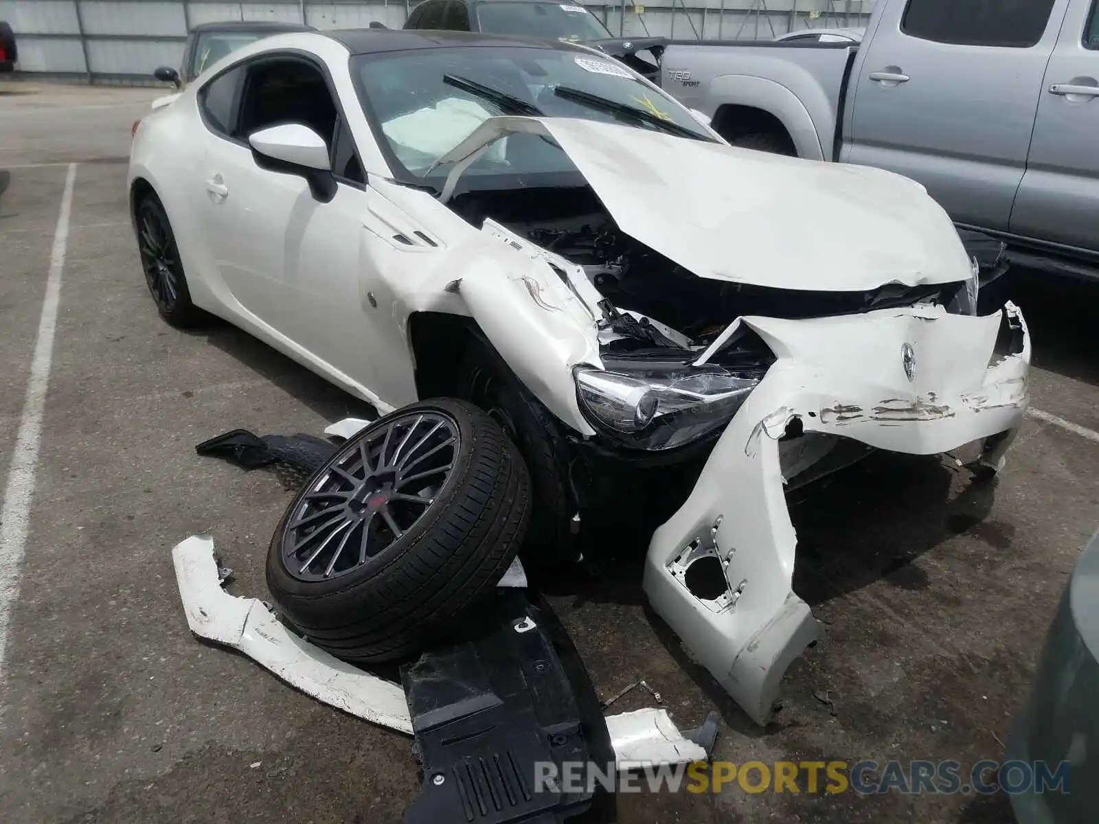 1 Photograph of a damaged car JF1ZNAA19K8704066 TOYOTA 86 2019