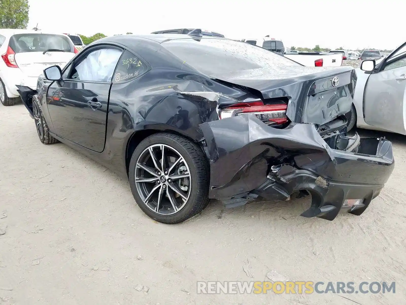 3 Photograph of a damaged car JF1ZNAA1XK8701662 TOYOTA 86 2019