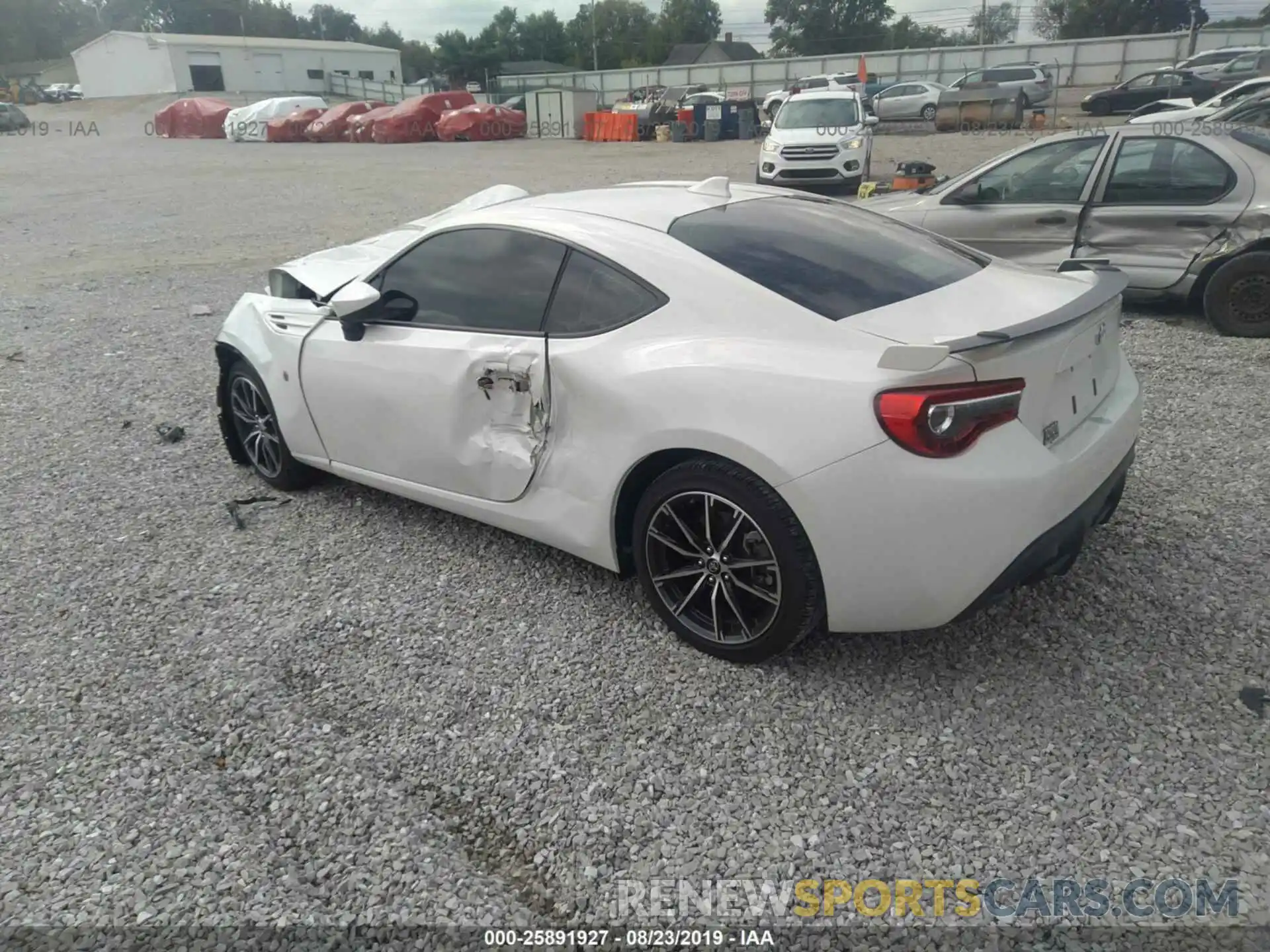 3 Photograph of a damaged car JF1ZNAE10K9700380 TOYOTA 86 2019