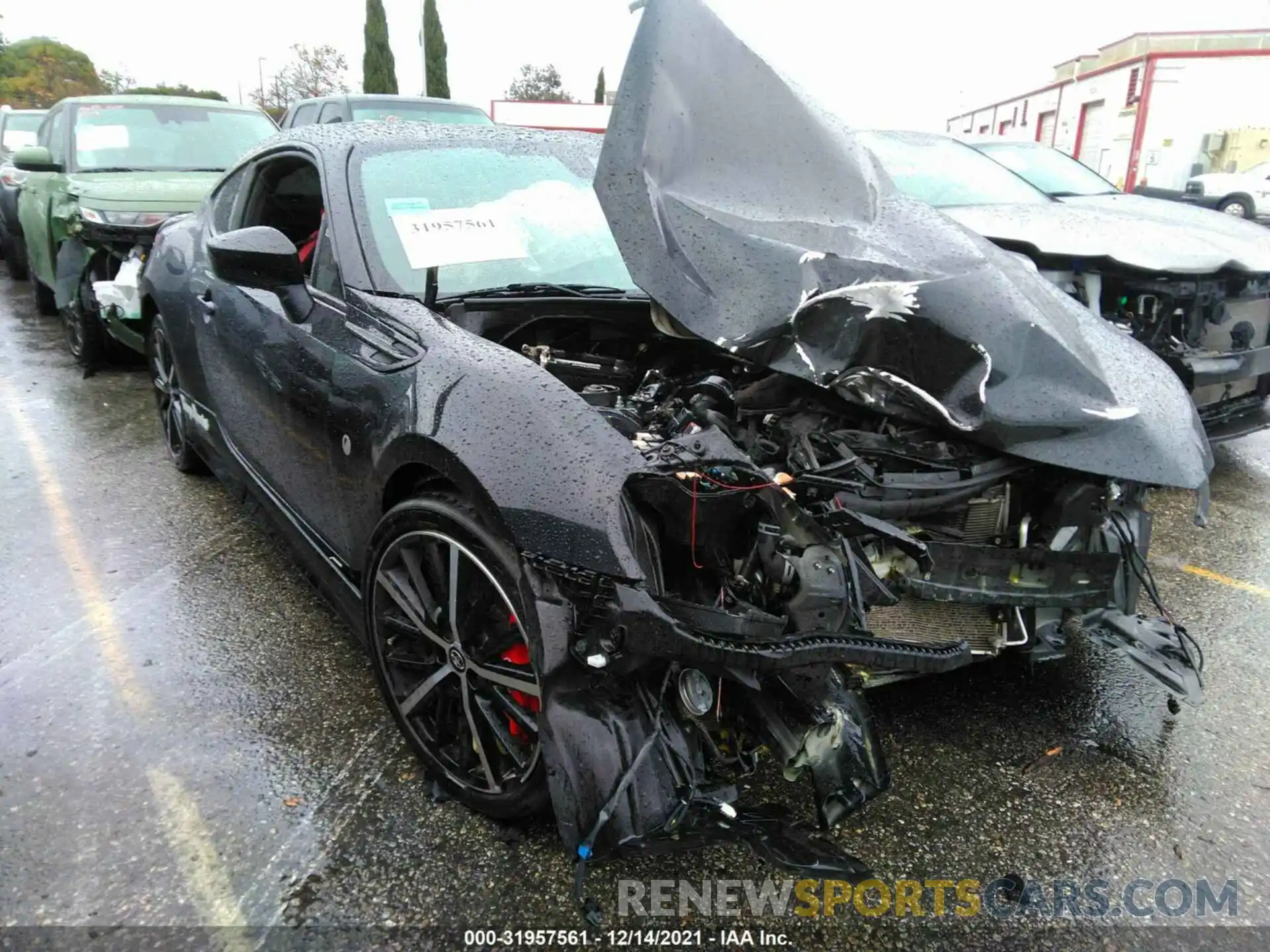 1 Photograph of a damaged car JF1ZNAE10K9700704 TOYOTA 86 2019