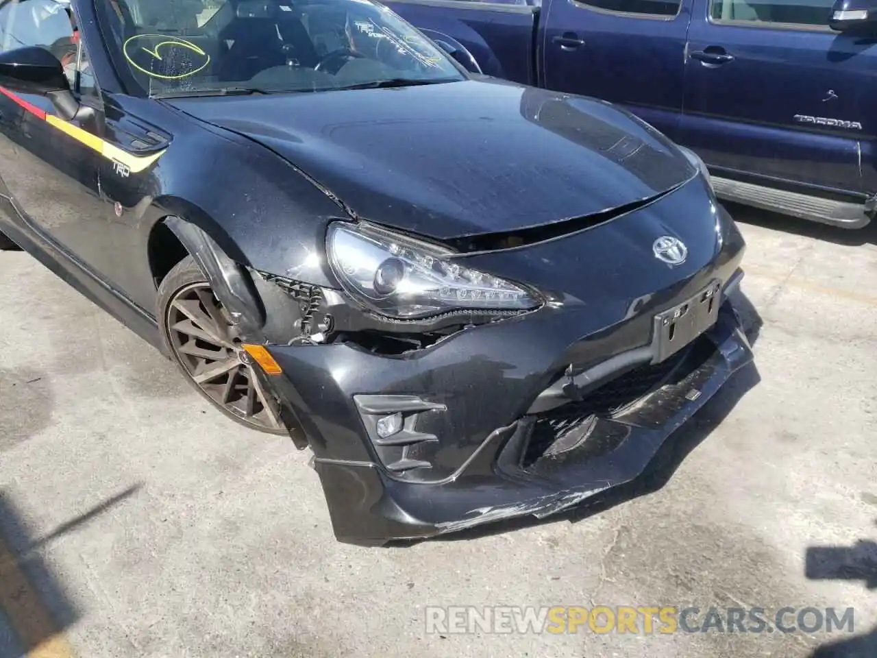 9 Photograph of a damaged car JF1ZNAE10K9701822 TOYOTA 86 2019