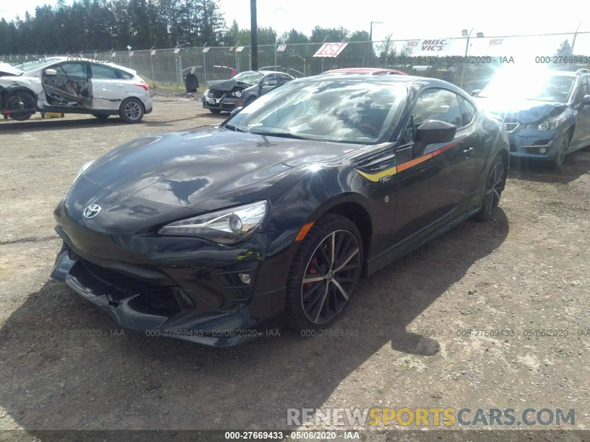 2 Photograph of a damaged car JF1ZNAE10K9701979 TOYOTA 86 2019