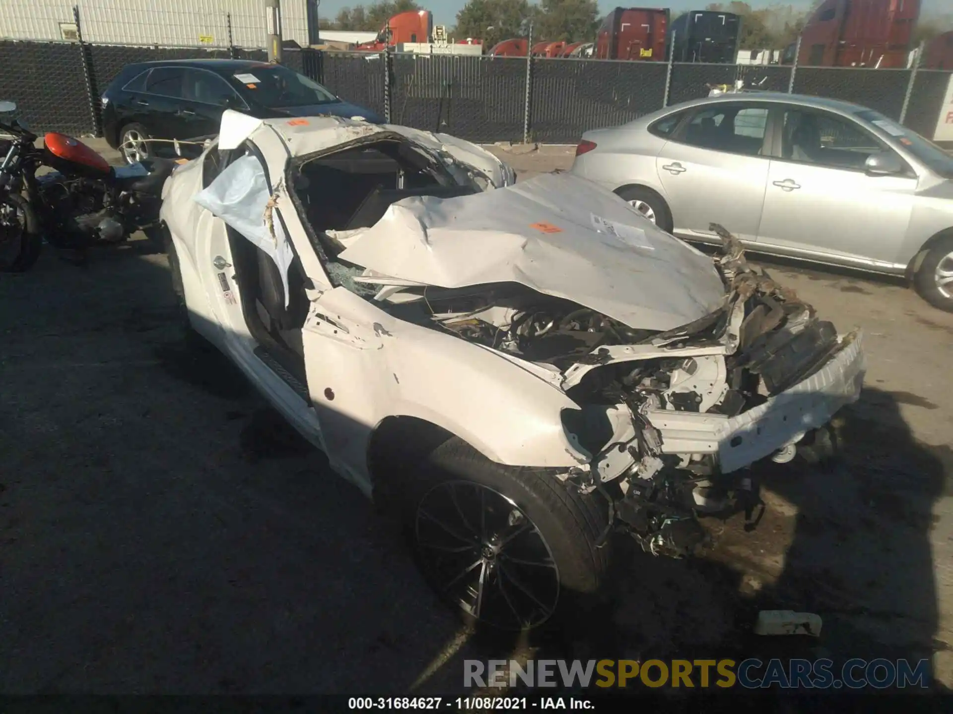 1 Photograph of a damaged car JF1ZNAE11K8702130 TOYOTA 86 2019