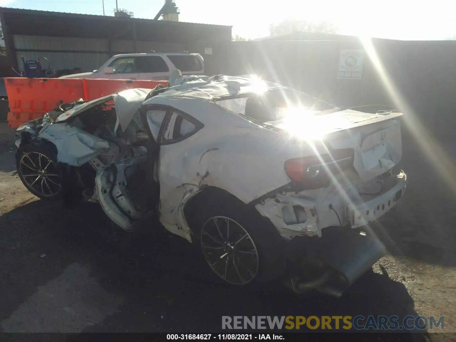 3 Photograph of a damaged car JF1ZNAE11K8702130 TOYOTA 86 2019