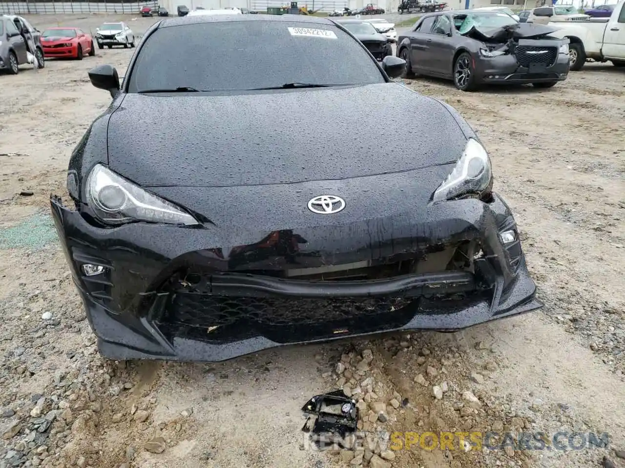 9 Photograph of a damaged car JF1ZNAE11K9700419 TOYOTA 86 2019