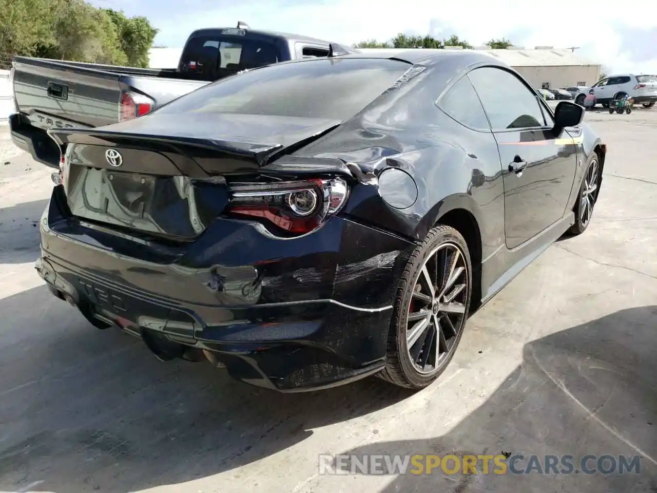 4 Photograph of a damaged car JF1ZNAE11K9702249 TOYOTA 86 2019