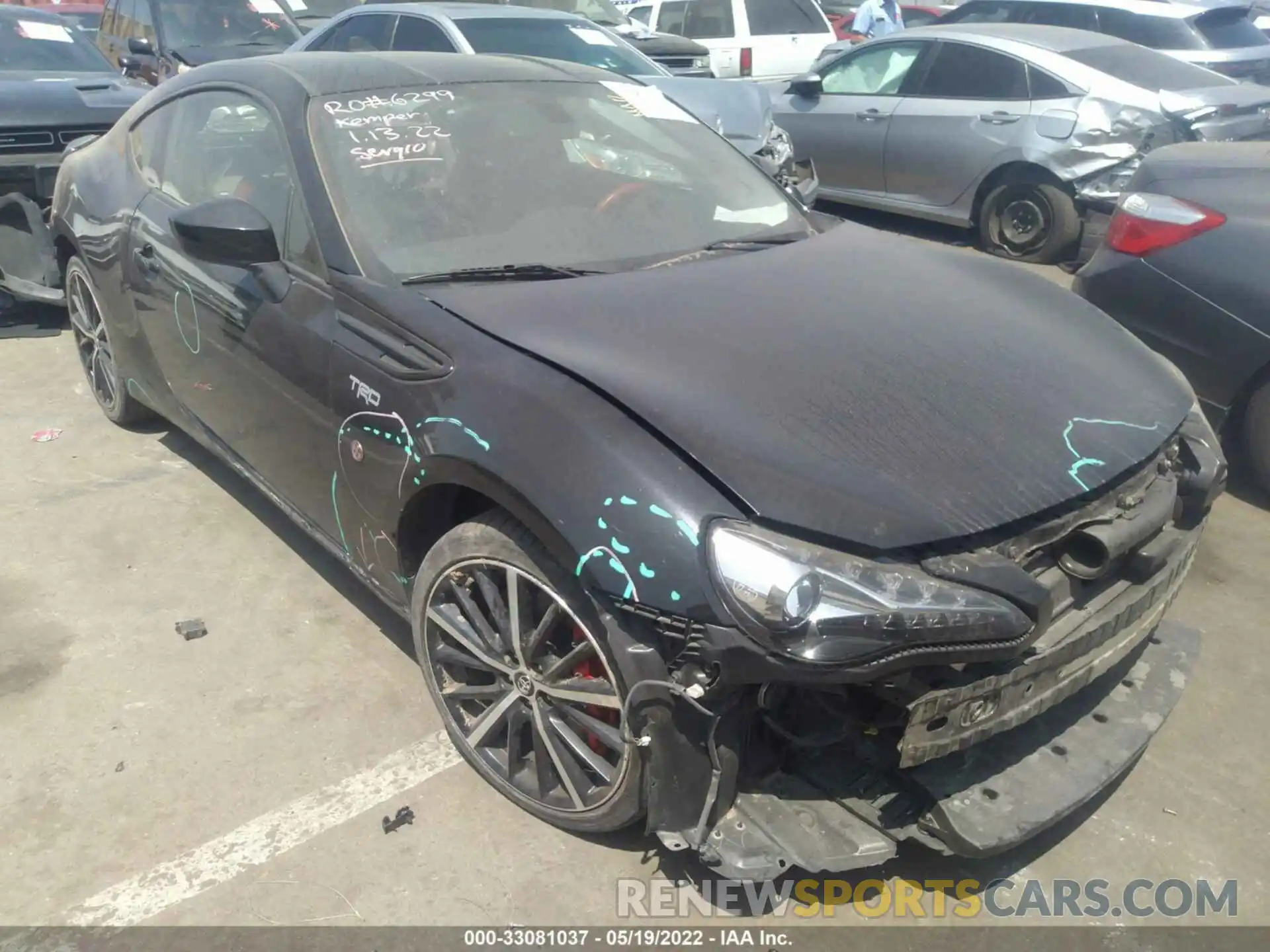 1 Photograph of a damaged car JF1ZNAE11K9702493 TOYOTA 86 2019