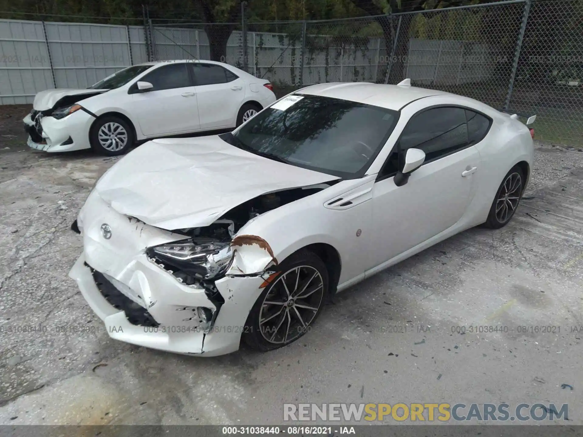 2 Photograph of a damaged car JF1ZNAE11K9703255 TOYOTA 86 2019