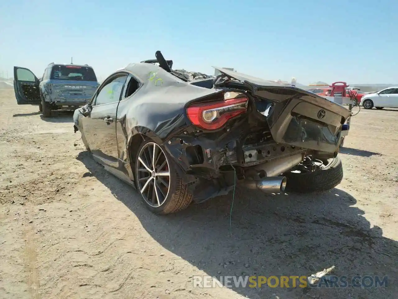 3 Photograph of a damaged car JF1ZNAE12K9702177 TOYOTA 86 2019